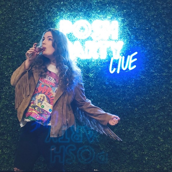 Welcome to Lost Treasures! @LostTreasuresTX - Picture 2 of 4